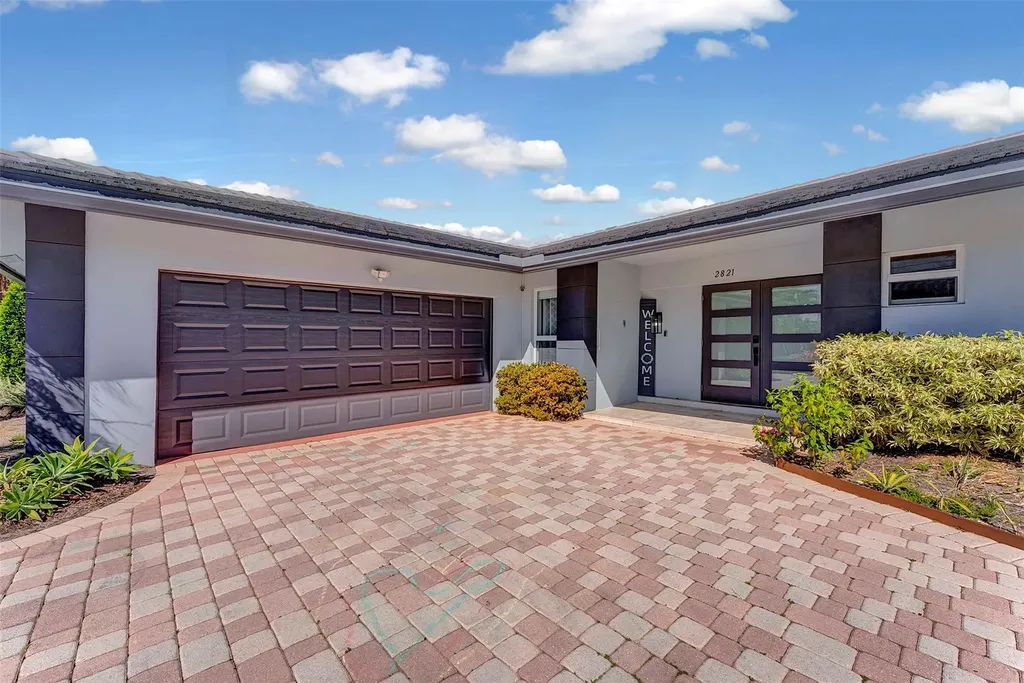 2821 NE 59th Street Fort Lauderdale FL 33308