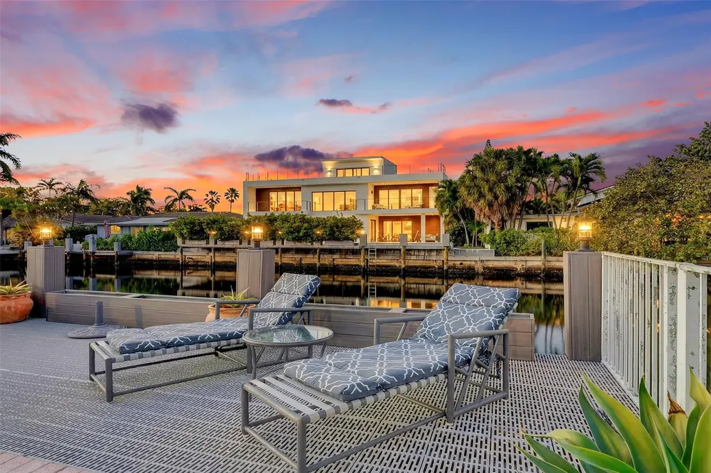 2821 NE 59th Street Fort Lauderdale FL 33308