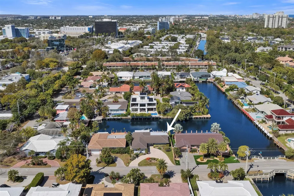 2821 NE 59th Street Fort Lauderdale FL 33308