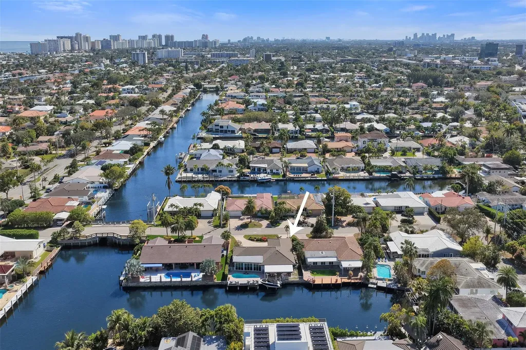 2821 NE 59th Street Fort Lauderdale FL 33308