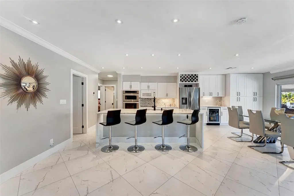 2821 NE 59th Street Fort Lauderdale FL 33308