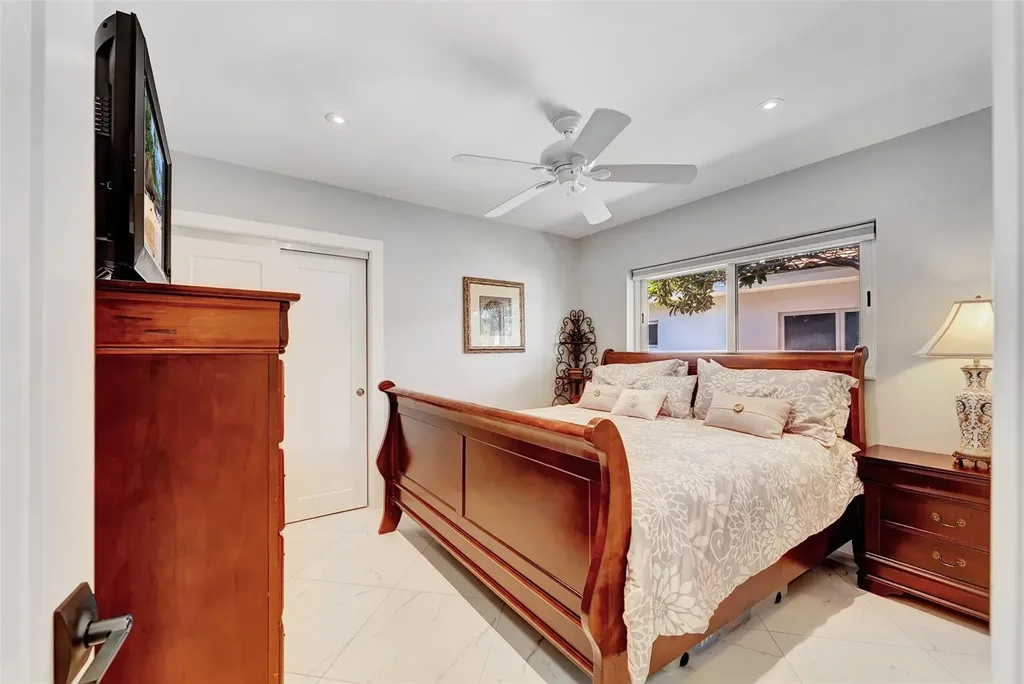 2821 NE 59th Street Fort Lauderdale FL 33308