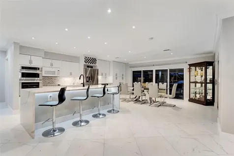 2821 NE 59th Street Fort Lauderdale FL 33308