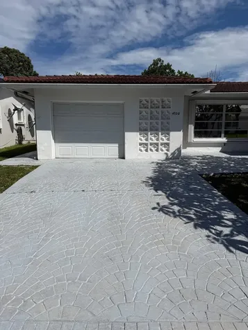 4958 NW 48th Avenue Tamarac FL 33319