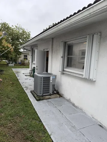 4958 NW 48th Avenue Tamarac FL 33319