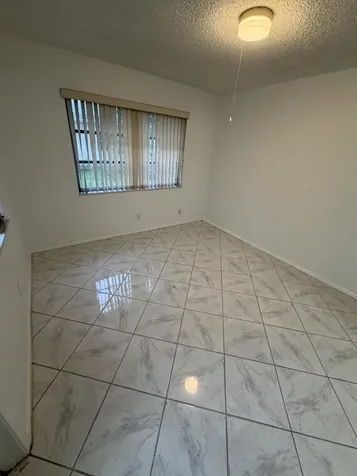 4958 NW 48th Avenue Tamarac FL 33319