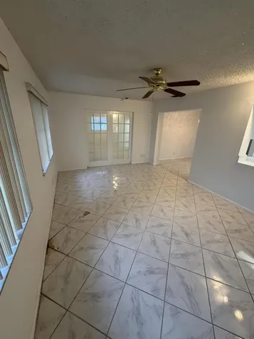 4958 NW 48th Avenue Tamarac FL 33319