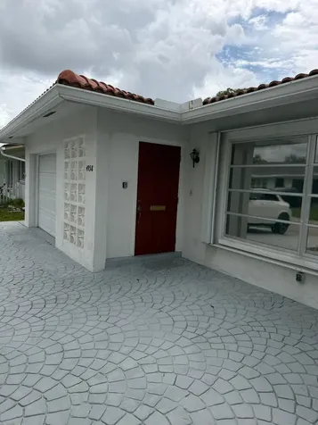 4958 NW 48th Avenue Tamarac FL 33319