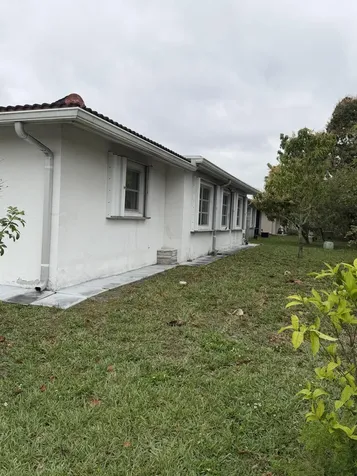 4958 NW 48th Avenue Tamarac FL 33319