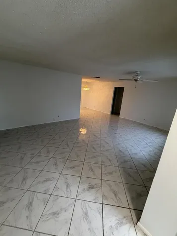 4958 NW 48th Avenue Tamarac FL 33319