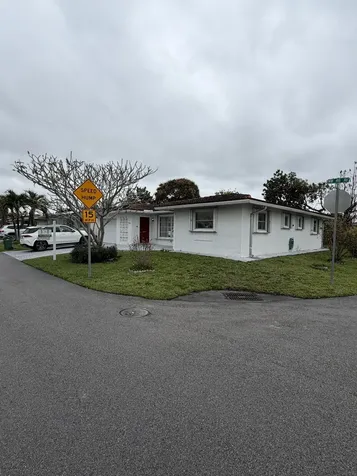 4958 NW 48th Avenue Tamarac FL 33319