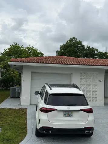 4958 NW 48th Avenue Tamarac FL 33319
