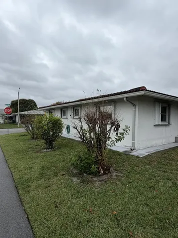 4958 NW 48th Avenue Tamarac FL 33319