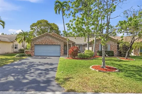 392 NW 113th Terrace Coral Springs FL 33071