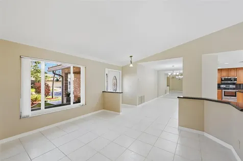 392 NW 113th Terrace Coral Springs FL 33071