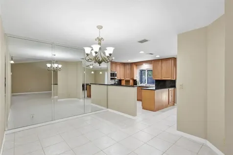 392 NW 113th Terrace Coral Springs FL 33071