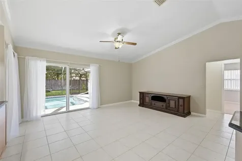 392 NW 113th Terrace Coral Springs FL 33071