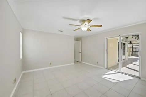 392 NW 113th Terrace Coral Springs FL 33071