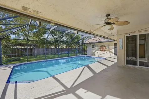 392 NW 113th Terrace Coral Springs FL 33071