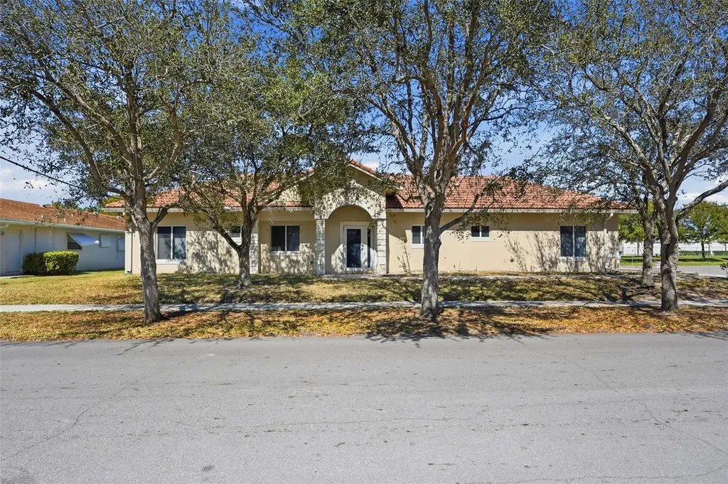 911 NE 12th Avenue Pompano Beach FL 33060
