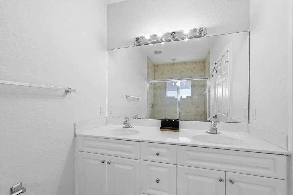 911 NE 12th Avenue Pompano Beach FL 33060