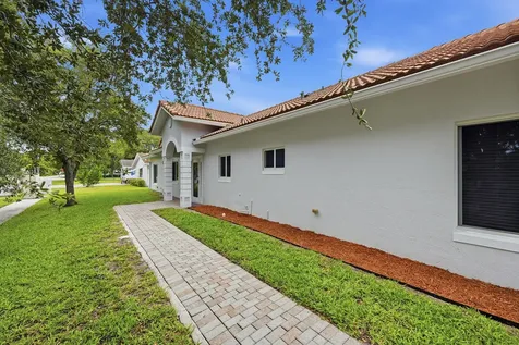 911 NE 12th Avenue Pompano Beach FL 33060