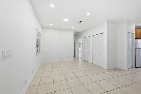 911 NE 12th Avenue Pompano Beach FL 33060