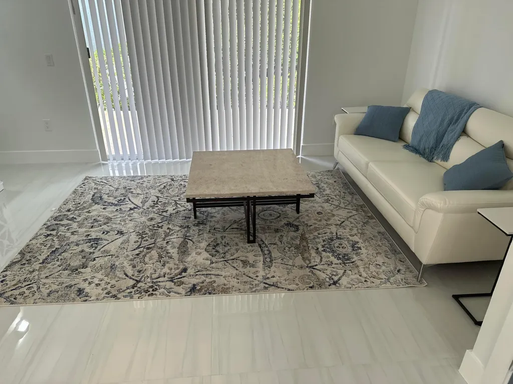 972 Jeffery Street Boca Raton FL 33487