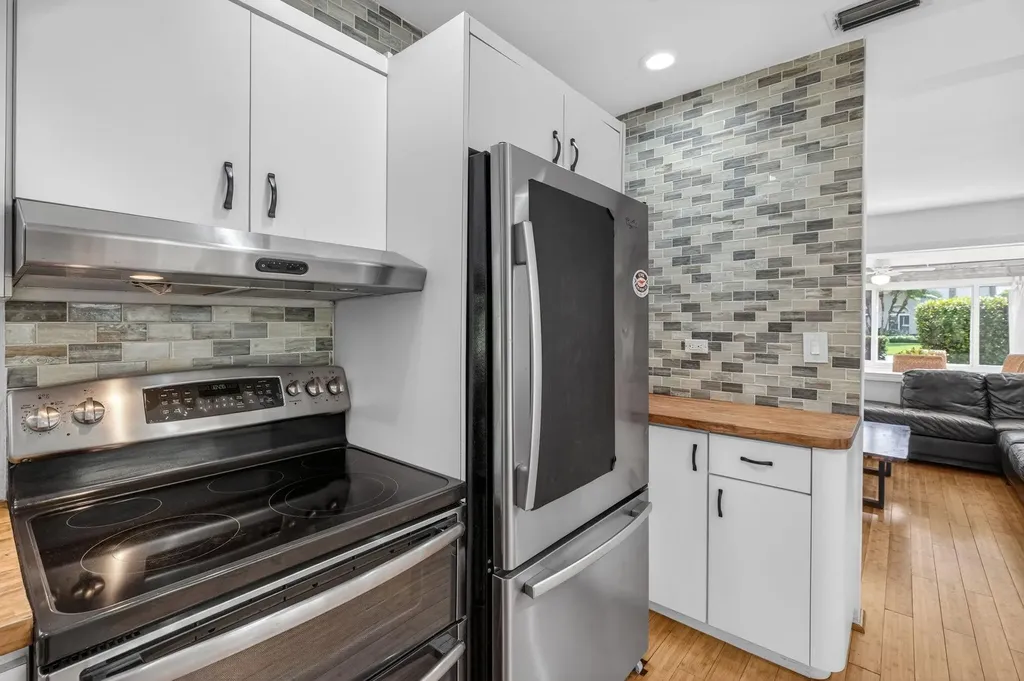 517 SW 14th Street Fort Lauderdale FL 33315