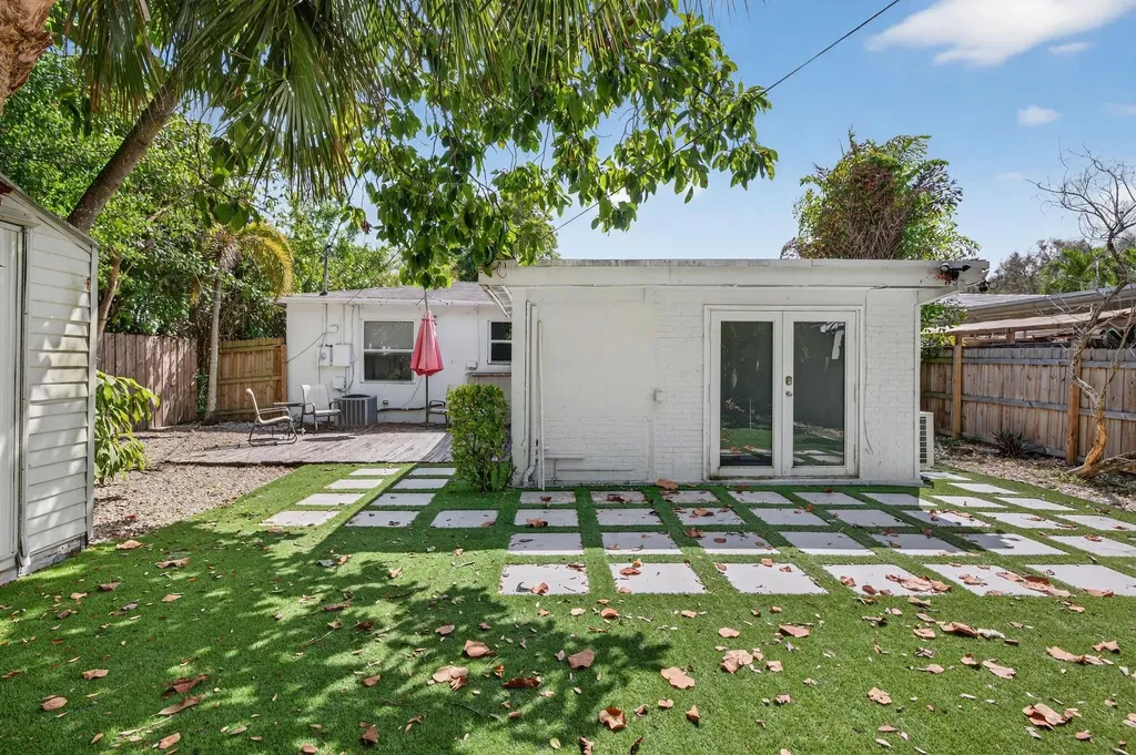 517 SW 14th Street Fort Lauderdale FL 33315