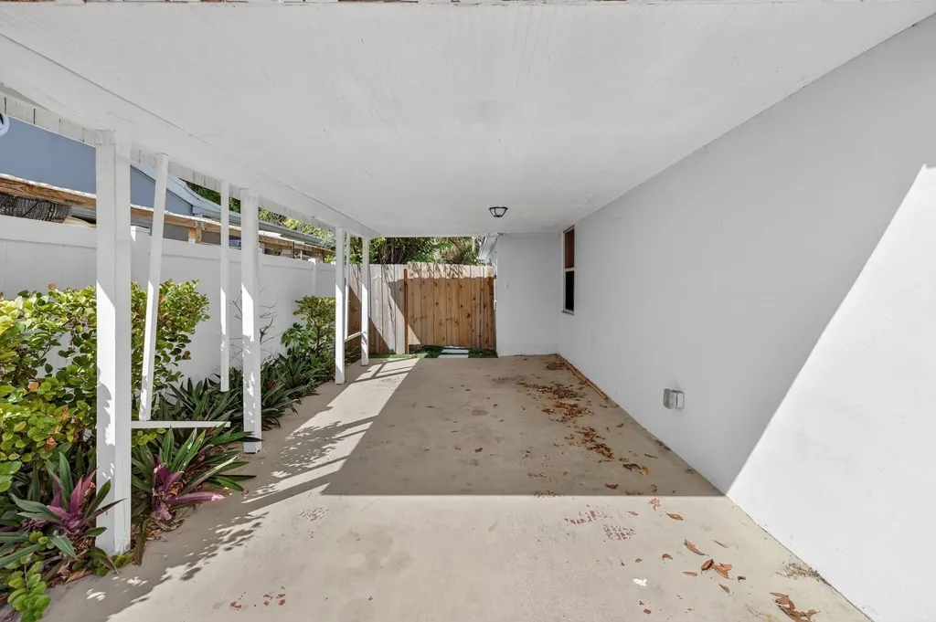 517 SW 14th Street Fort Lauderdale FL 33315