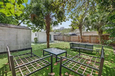 517 SW 14th Street Fort Lauderdale FL 33315