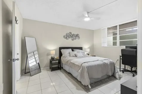 9410 Poinciana Place Davie FL 33324