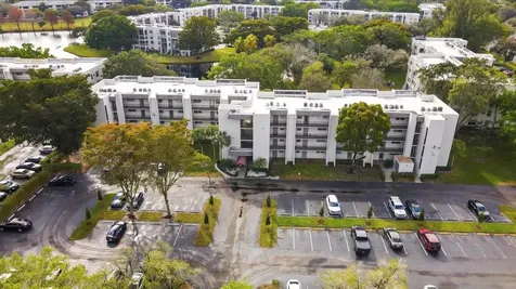 9410 Poinciana Place Davie FL 33324