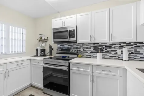 9410 Poinciana Place Davie FL 33324