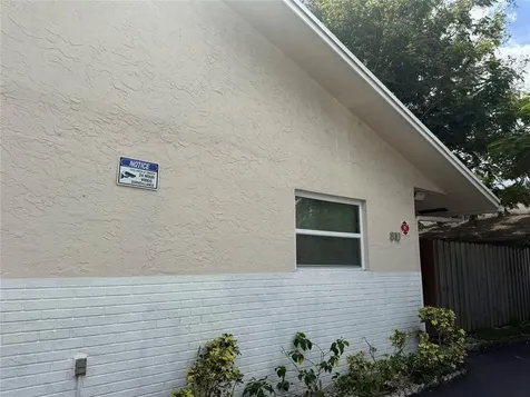810 SE 18th Street Fort Lauderdale FL 33316