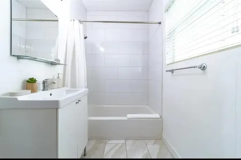 2617 NE 13th Court Fort Lauderdale FL 33304