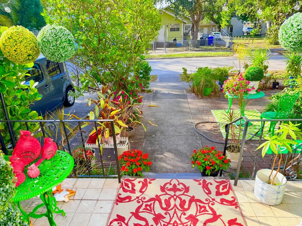 1933 Taylor Street Hollywood FL 33020
