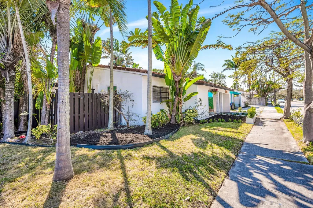 1760 NE 13th Street Fort Lauderdale FL 33304