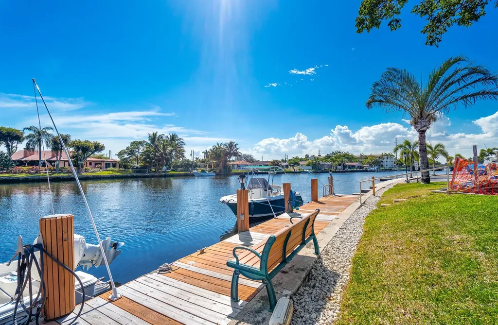 140 Cypress Club Drive Pompano Beach FL 33060