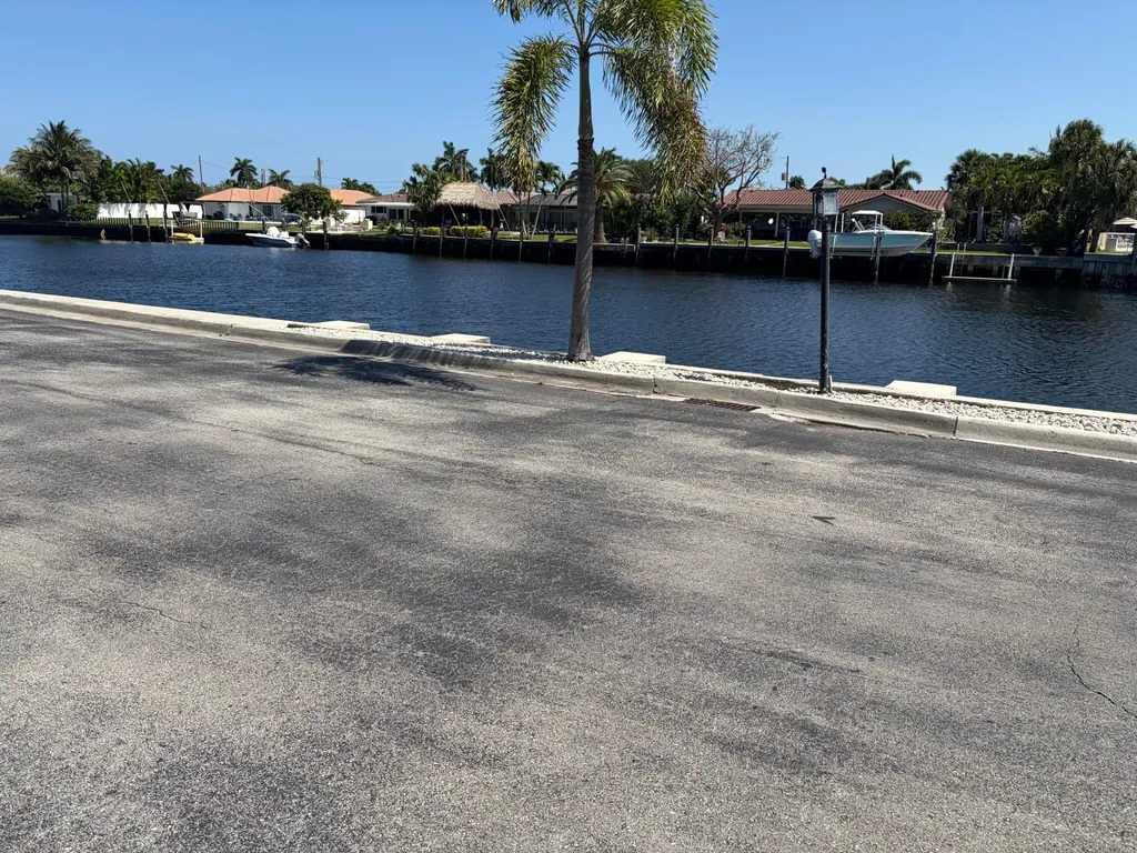 140 Cypress Club Drive Pompano Beach FL 33060