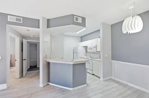 5518 Metrowest Boulevard Orlando FL 32811