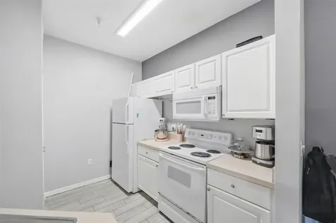5518 Metrowest Boulevard Orlando FL 32811