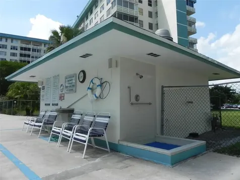 4330 Hillcrest Drive Hollywood FL 33021