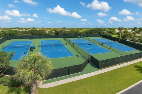 4330 Hillcrest Drive Hollywood FL 33021