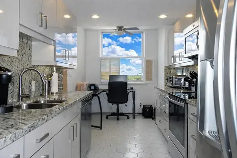 4330 Hillcrest Drive Hollywood FL 33021