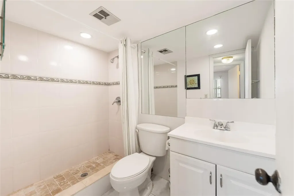 8081 N Sunrise Lakes Drive Sunrise FL 33322