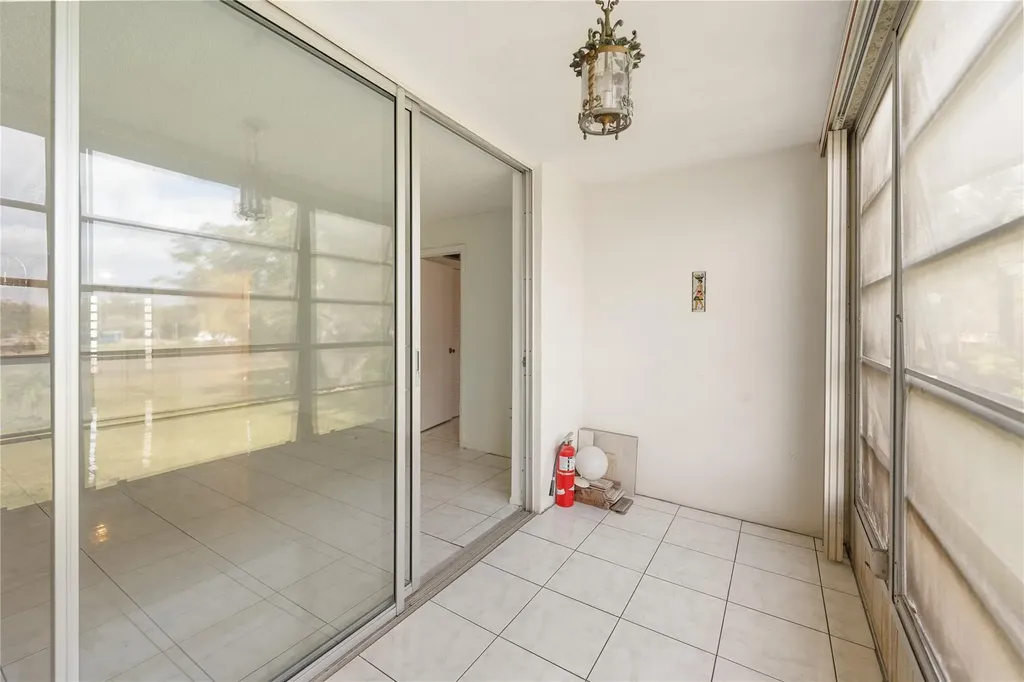 8081 N Sunrise Lakes Drive Sunrise FL 33322