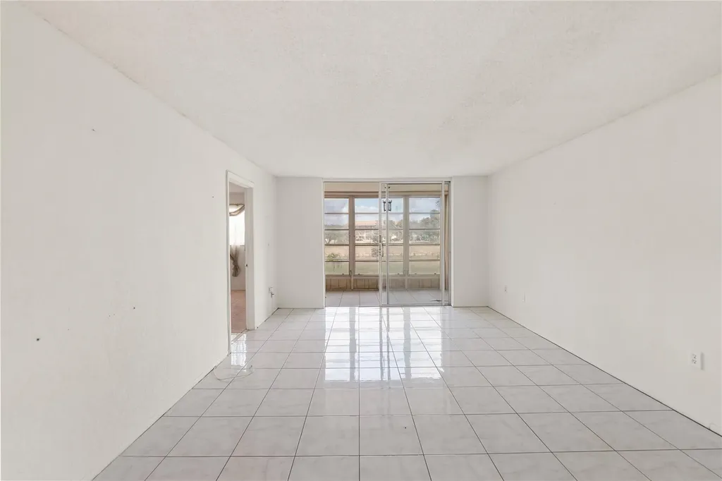 8081 N Sunrise Lakes Drive Sunrise FL 33322