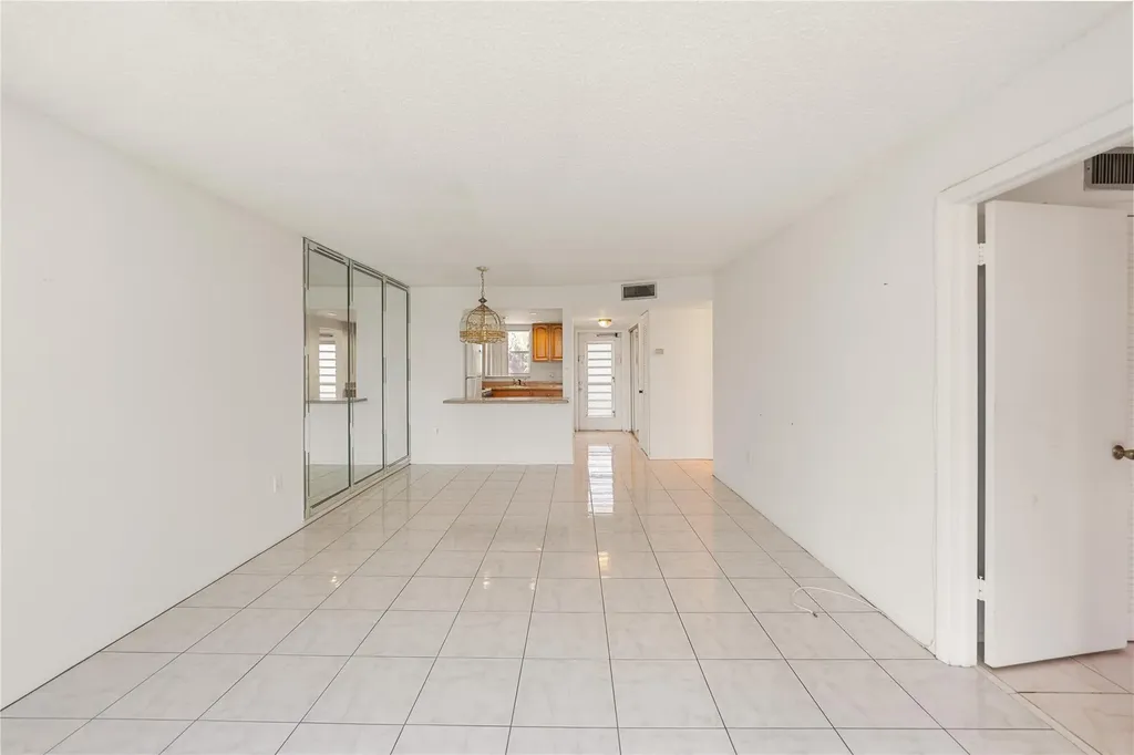 8081 N Sunrise Lakes Drive Sunrise FL 33322